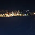 Con Oficina Y Vistas Al Mar *