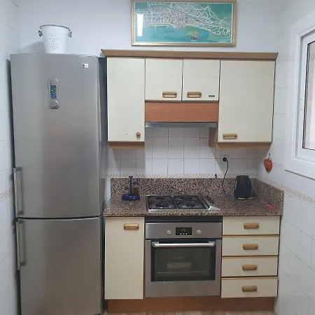 Apartamento Con Oficina Y Vistas Al Mar *