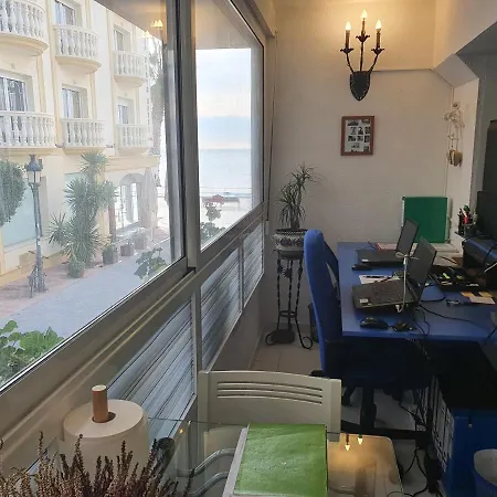 Apartamento Con Oficina Y Vistas Al Mar Sitges