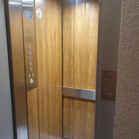 Apartamento Con Oficina Y Vistas Al Mar Sitges