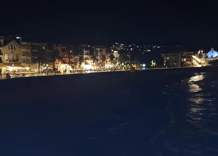 Con Oficina Y Vistas Al Mar *