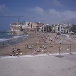 Con Oficina Y Vistas Al Mar *