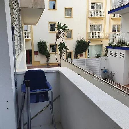 Con Oficina Y Vistas Al Mar Sitges