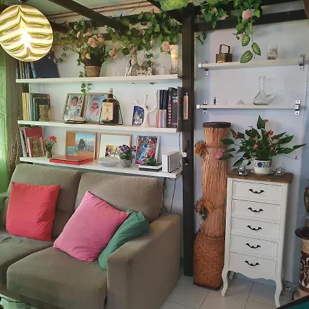 Con Oficina Y Vistas Al Mar דירה