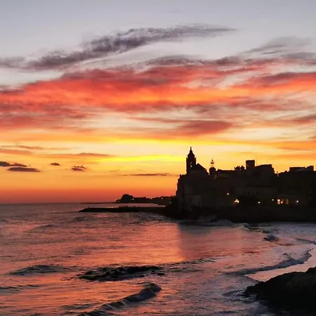 Con Oficina Y Vistas Al Mar *