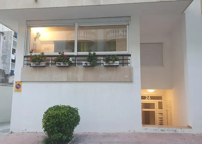 Con Oficina Y Vistas Al Mar Daire