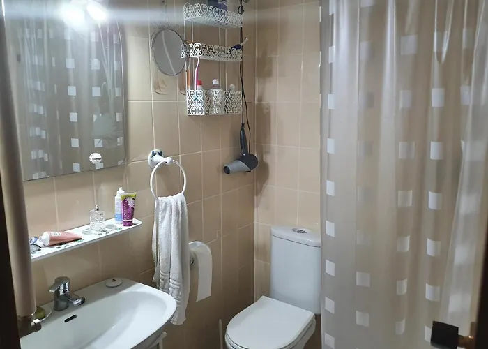 Con Oficina Y Vistas Al Mar Daire